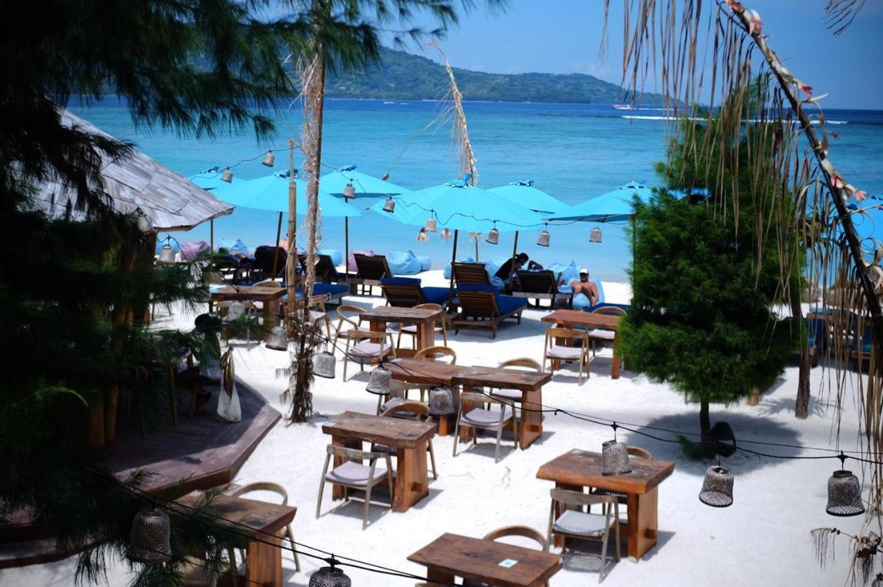 Living Asia Sunset Resort Гили-Эйр Экстерьер фото